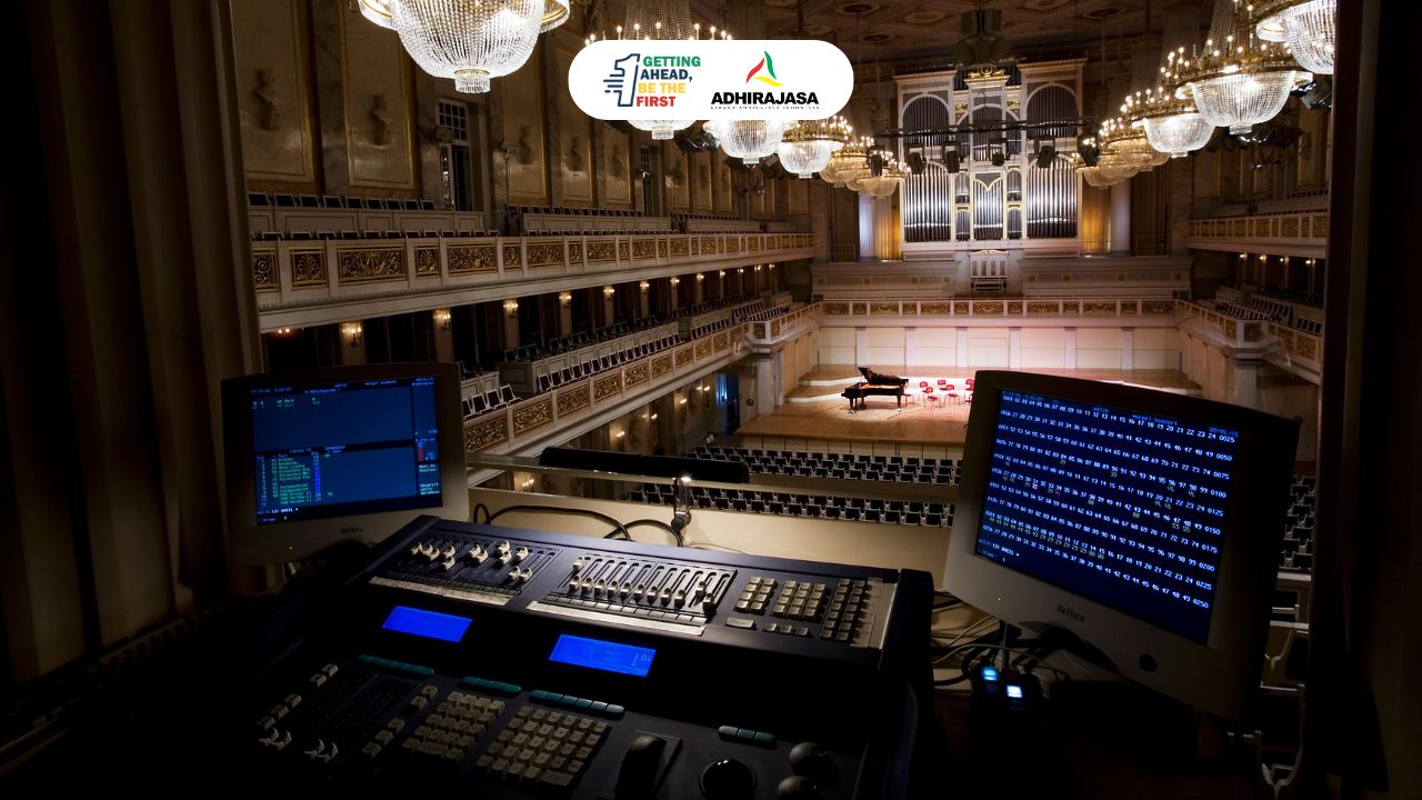 front of house adalah